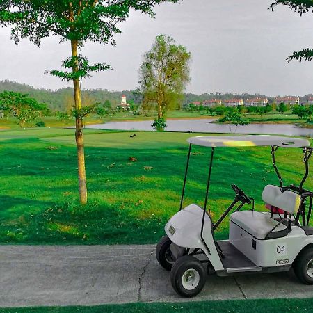 Happy City Golf & Resort Csiangraj Kültér fotó