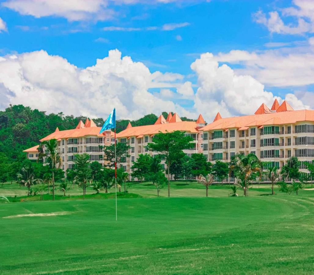 Happy City Golf & Resort Csiangraj Kültér fotó
